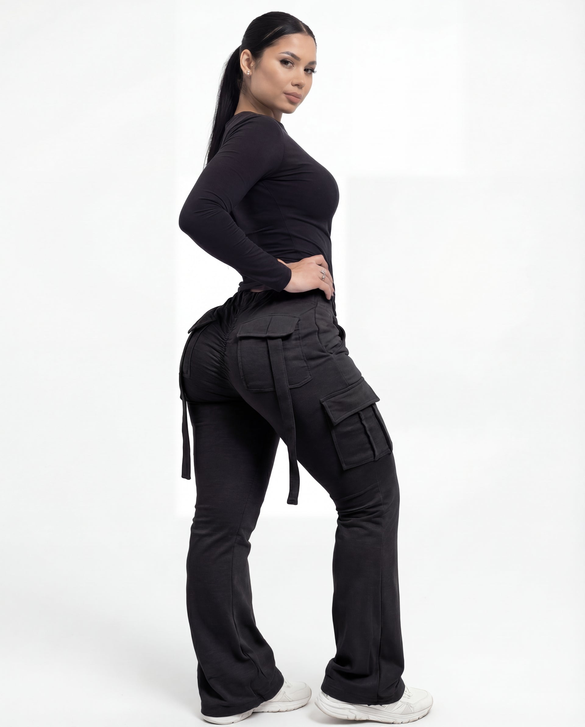 SCULPTHER™ CARGO PANTS (Black)